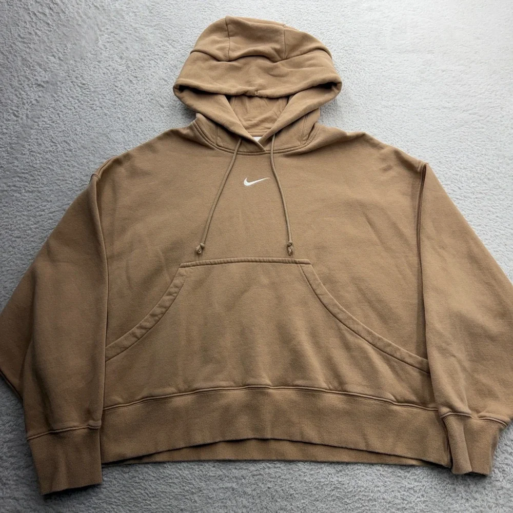 Nike‎ Sportswear Essential Fleece Hoodie Tan  Embroidered Center Swoosh Womens M